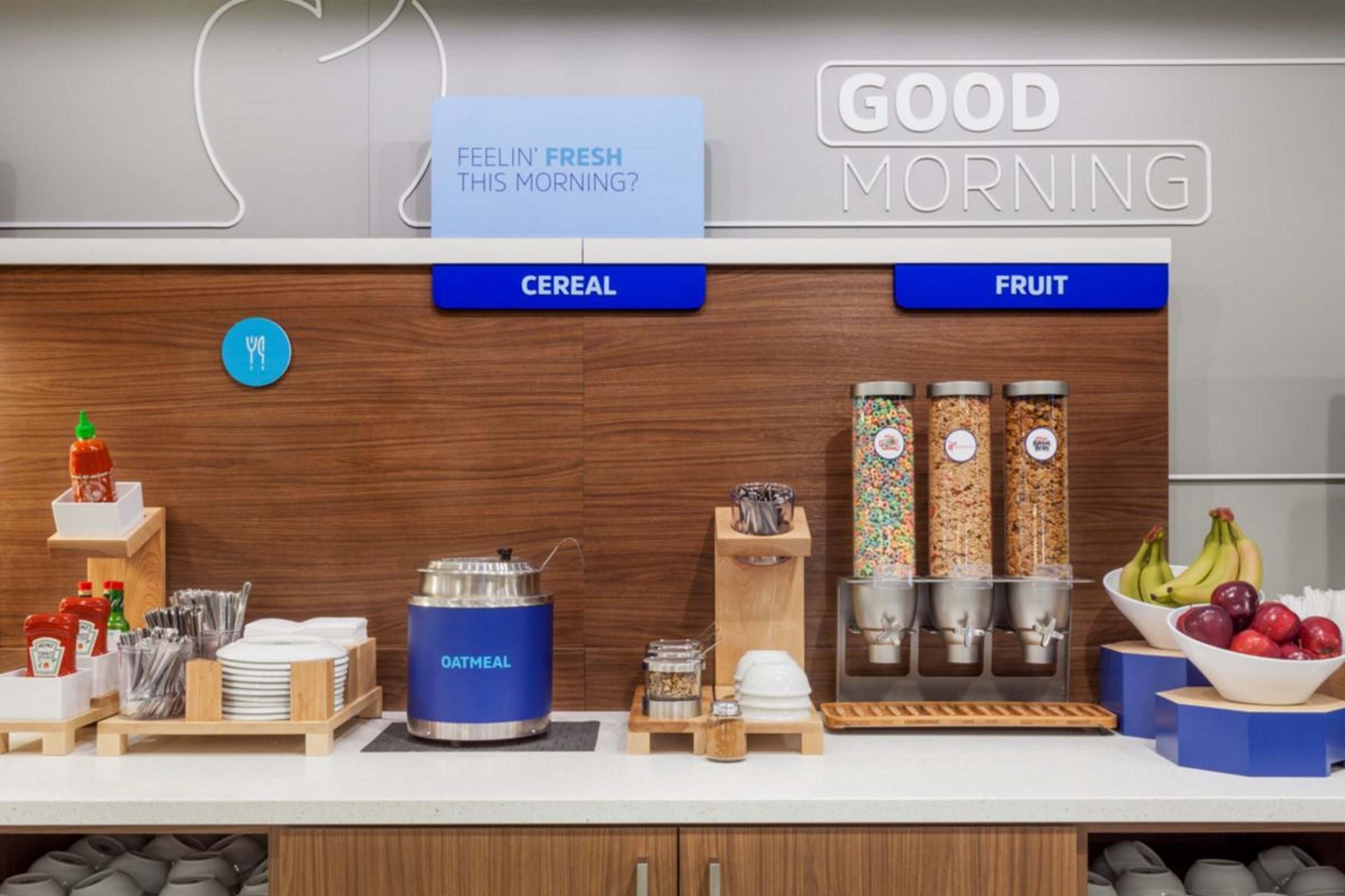 Holiday Inn Express & Suites Columbus At Northlake By Ihg Eksteriør billede