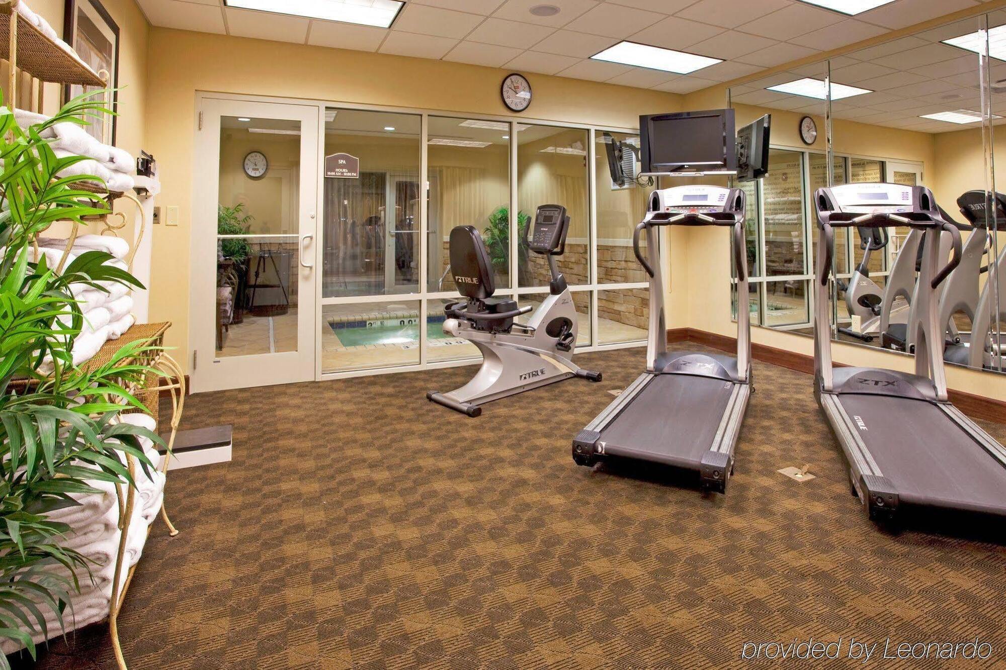 Holiday Inn Express & Suites Columbus At Northlake By Ihg Eksteriør billede