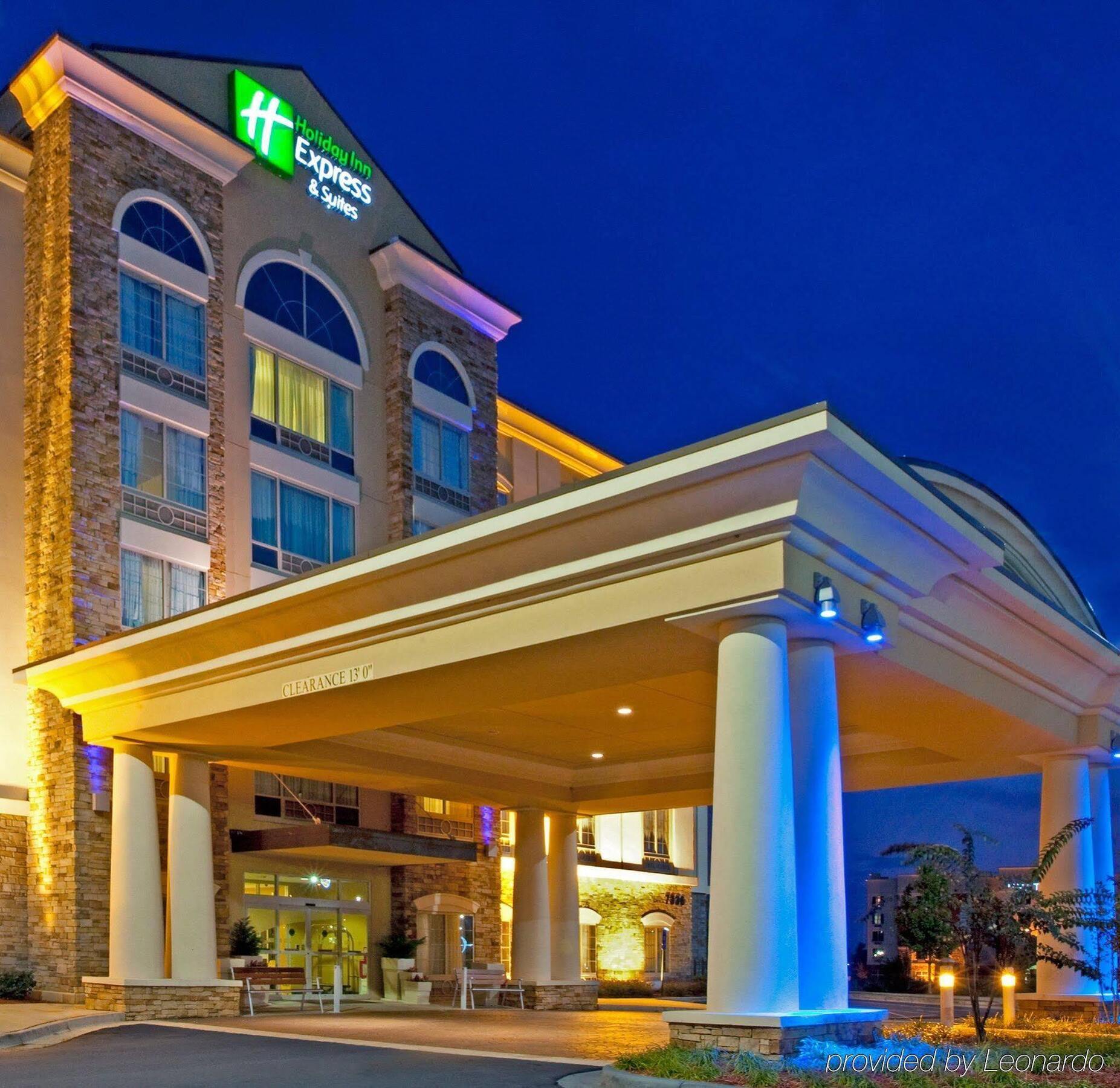 Holiday Inn Express & Suites Columbus At Northlake By Ihg Eksteriør billede